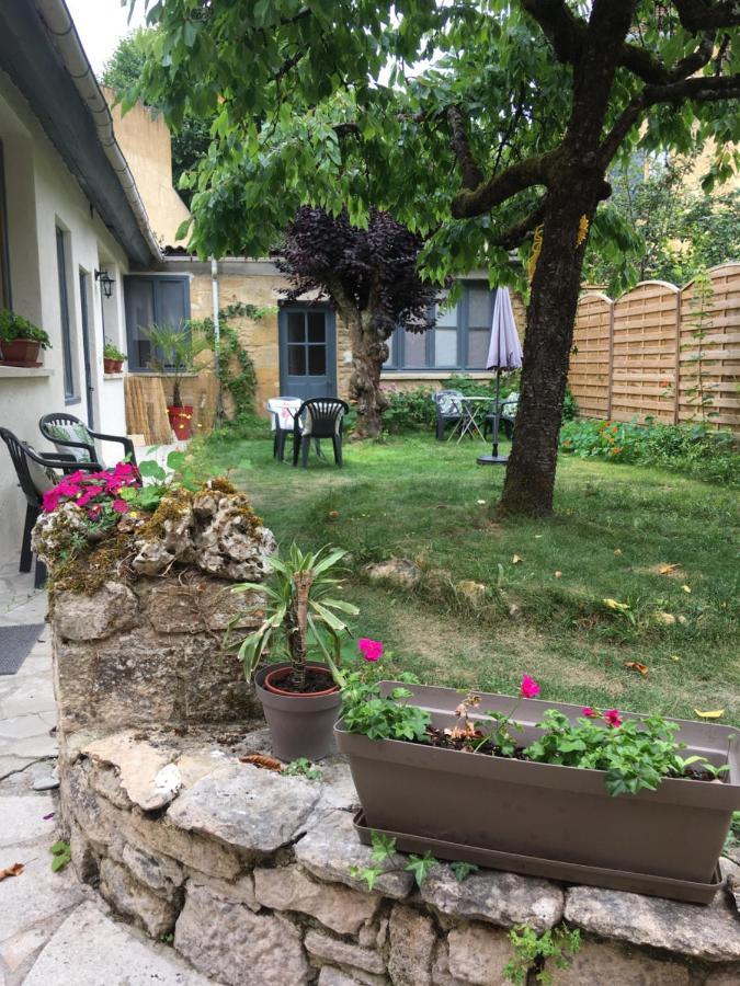 Un Jardin En Ville Sarlat-la-Canéda Eksteriør billede